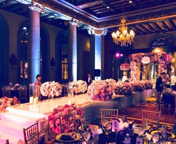 阿娇婚纱照曝光，婚礼现场哭成泪人，细微之处看赖弘国有多爱她