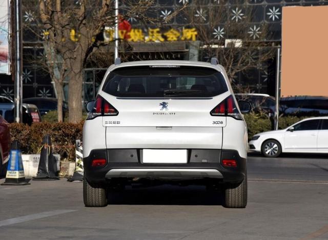 又一合资"绝处逢生",降价6万销量暴涨15倍,网友:柳暗花明?