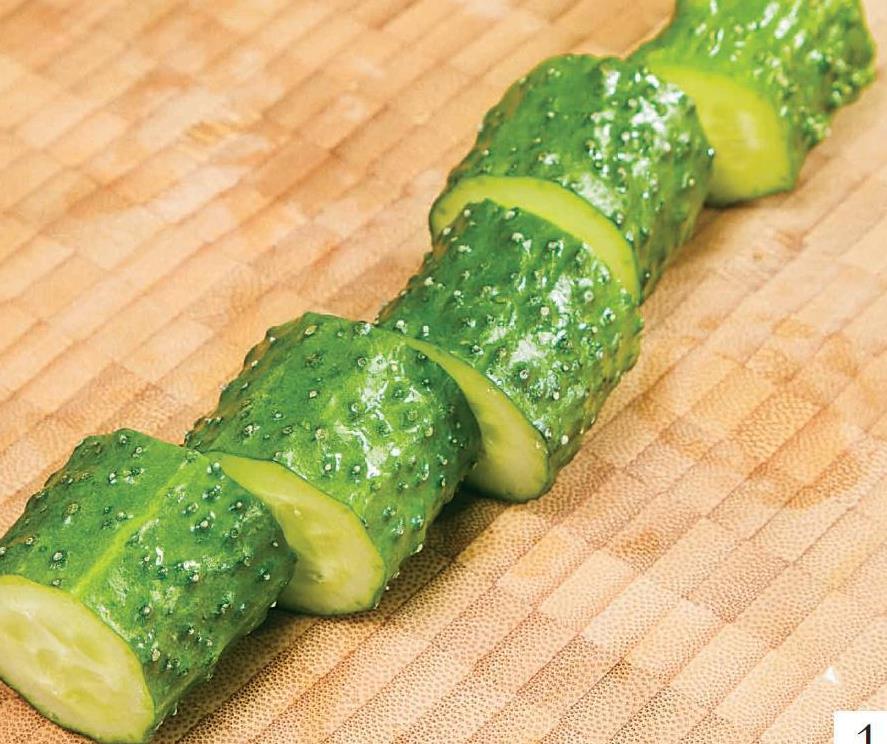 夏日专属凉拌菜,老味芥末黄瓜墩,清脆的口感带来特别的味道