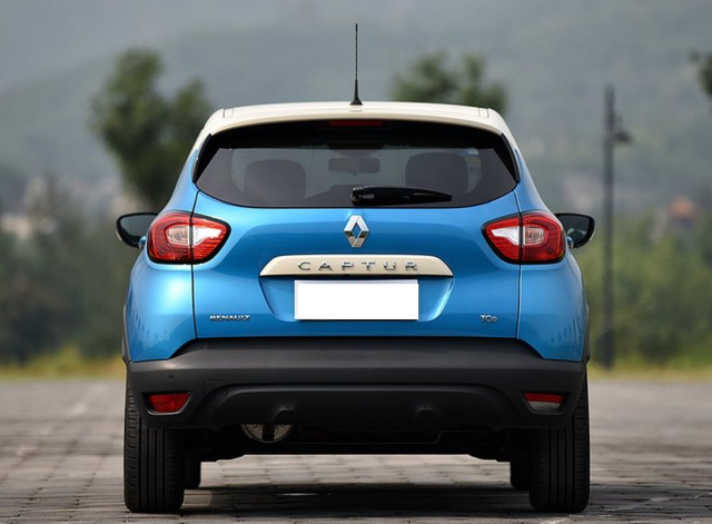 雷诺小型suv外形时尚,车厢内饰设计年轻品质优秀