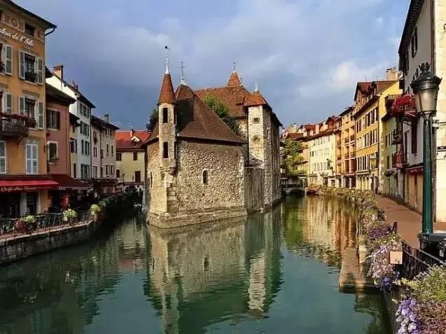 全世界最美的30个民宿小镇,有生之年一定要去看看|波西塔诺|小镇|杜布