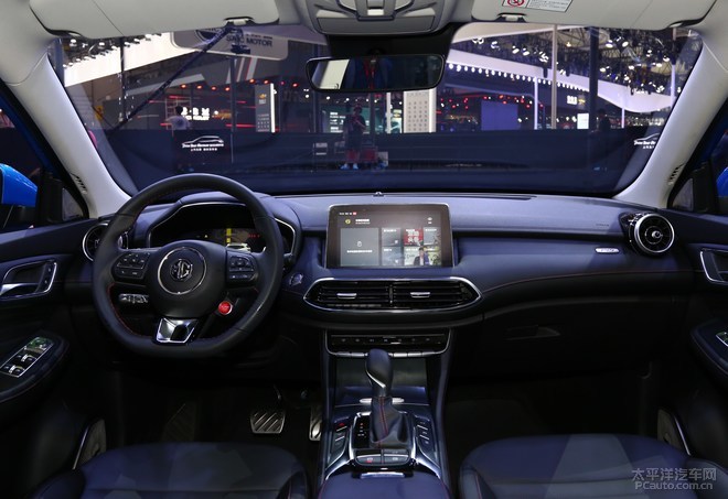 名爵hs成都车展开启预售 预售价17.18-19.78万元
