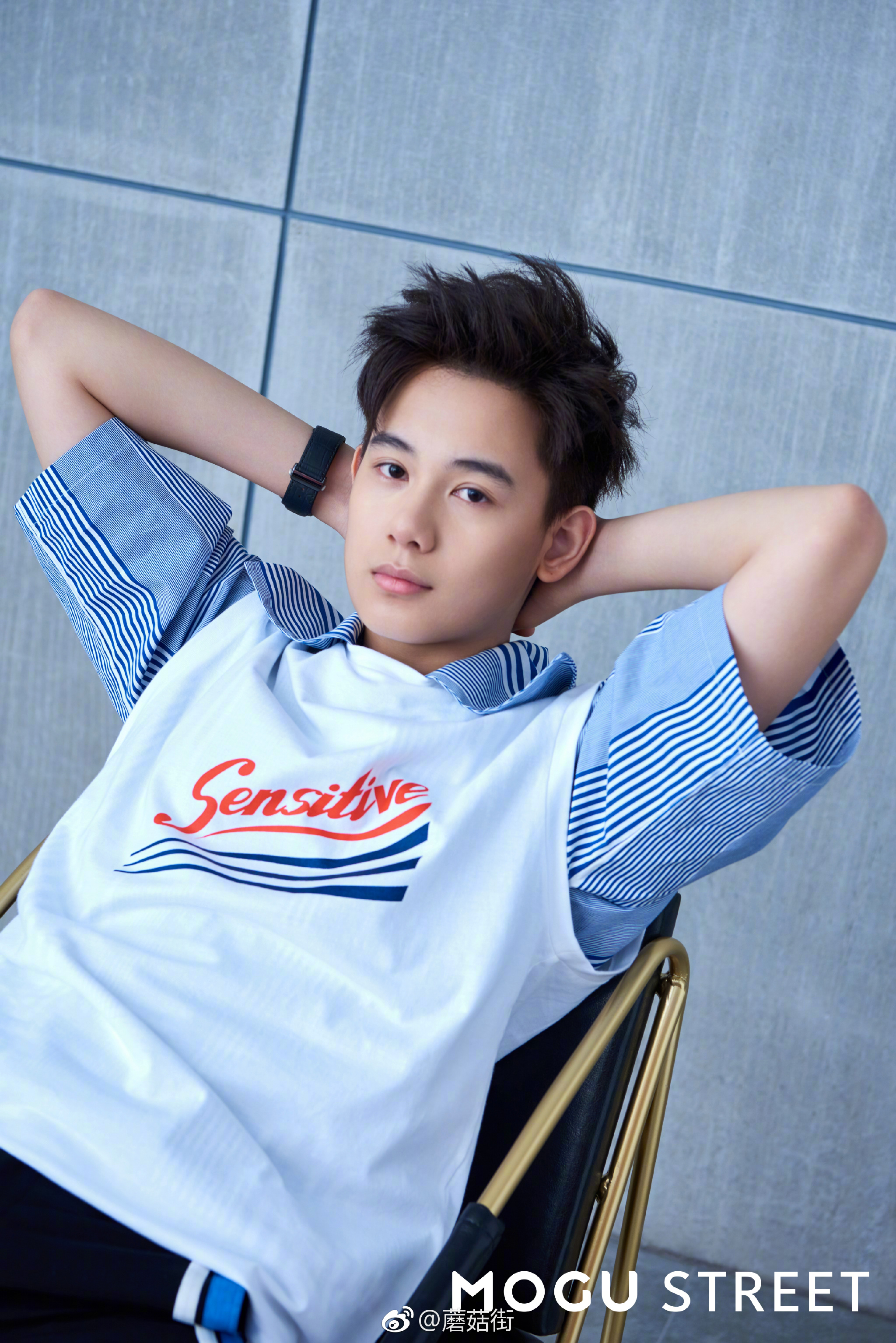 今日开机屏演员胡先煦再次霸屏蘑菇街