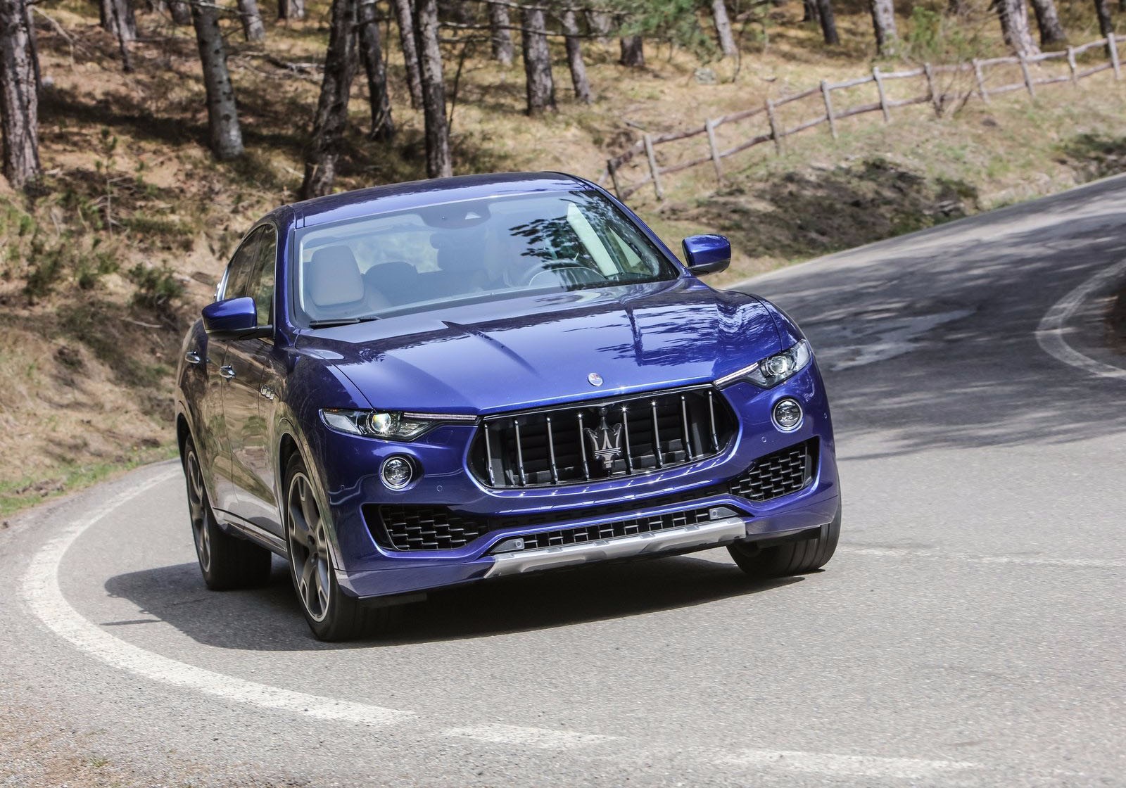 玛莎拉蒂levante和保时捷卡宴谁才是格调之选