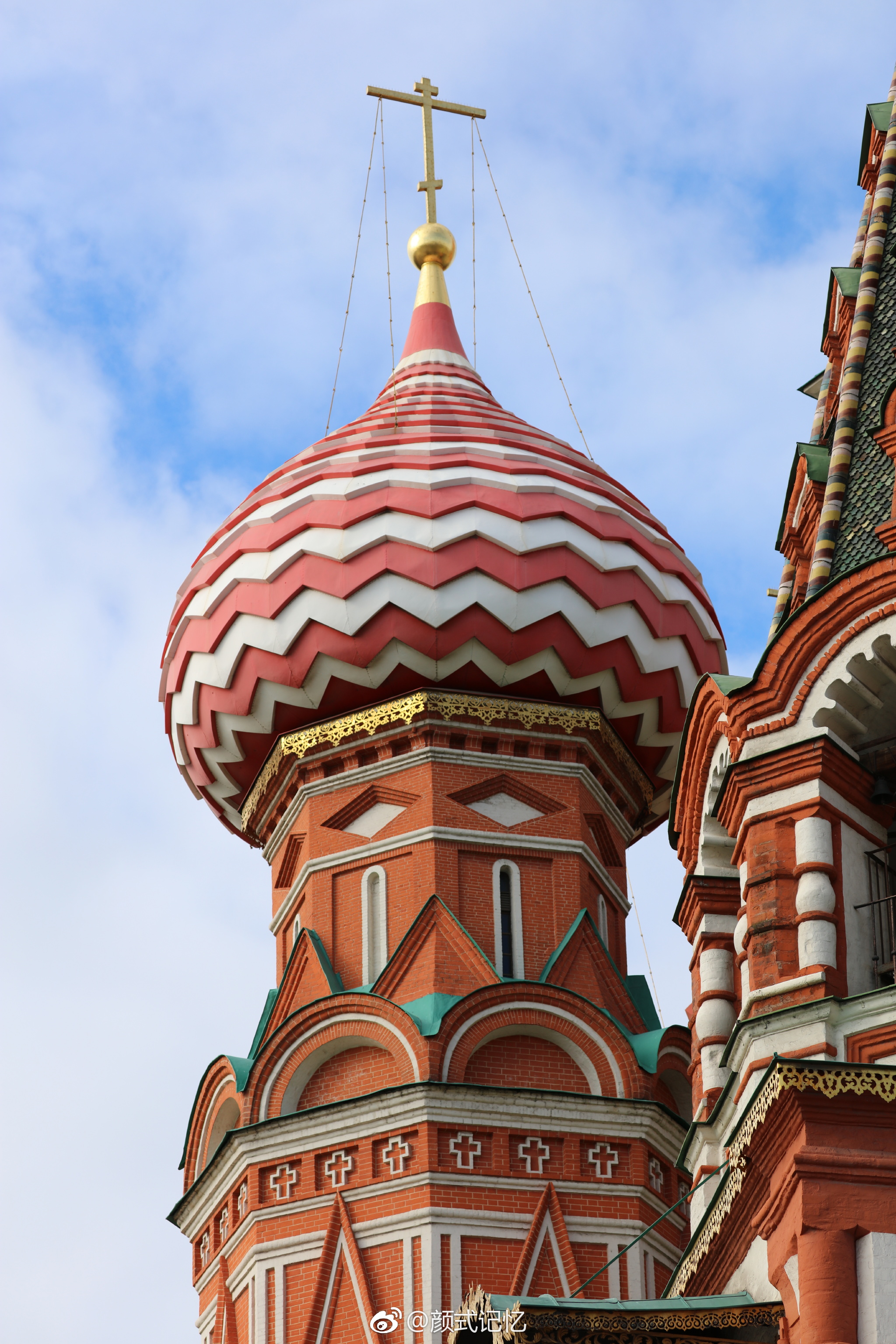 洋葱头一一童话中的城堡.十月五日游莫斯科红场拍摄.