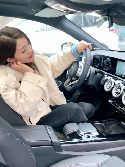 用四川话调戏奔驰