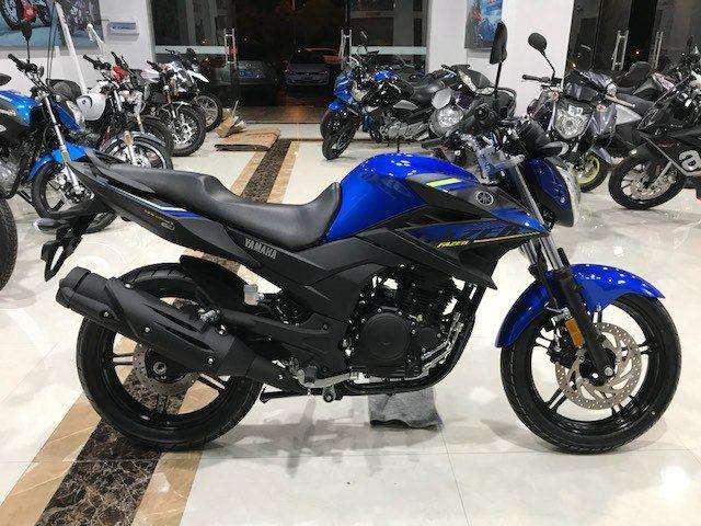 18款雅马哈飞致250到店, 仍售1.98万, 网友: 跟春风250nk怎么比