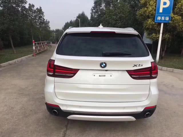 16款白色宝马x5三十四w,浙江一带适合开准新车