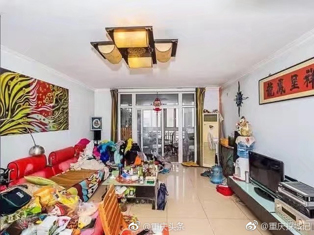 小伙吐槽老婆邋遢:家里像猪窝