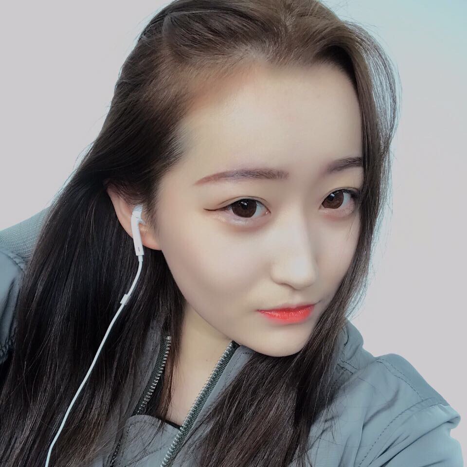 校花美女来自山西省太原16690斤跳舞特别好