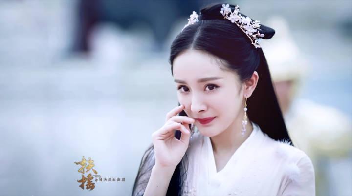 《扶摇》热播,杨幂版扶摇一双桃花眼魅力十足,网友:初恋的感觉