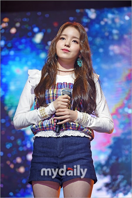 韩国新人女歌手rothy首尔举行出道showcase|韩国新人