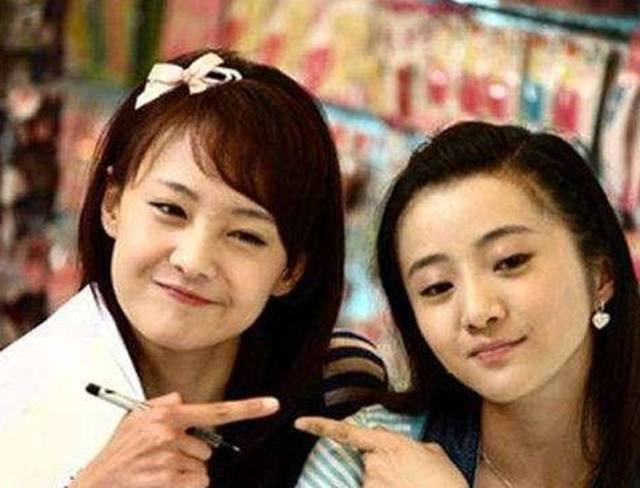 郑爽好闺蜜,凭《一起来看流星雨》走红,今开上奔驰,整容成这般