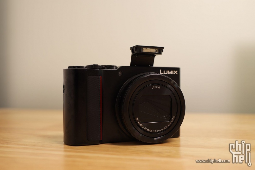 对标黑卡M6?松下ZS220开箱