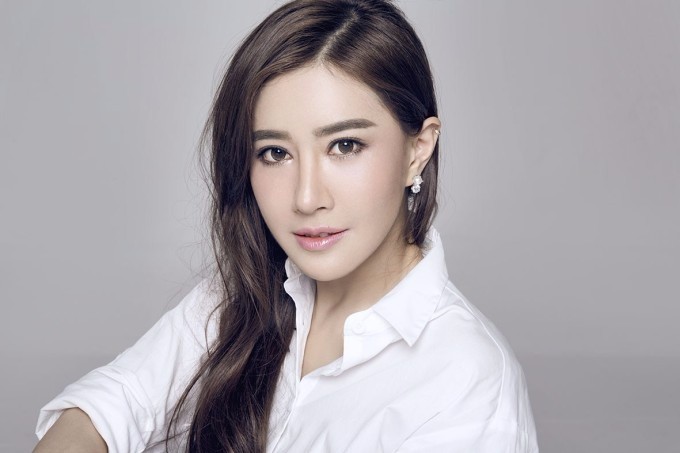 美女明星：张暖雅气质靓丽图片|张暖雅|美女|气质_新浪新闻