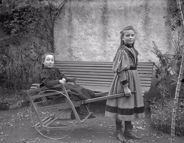 老照片19世纪末20世纪初法国生活照améliegalup1