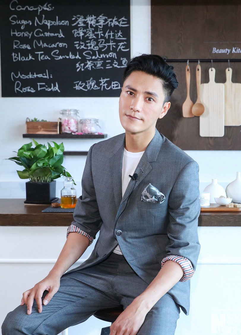 最美厂花陈坤首当伴郎,扎半丸子头成全场焦点,网友评论却扎心了|陈坤|