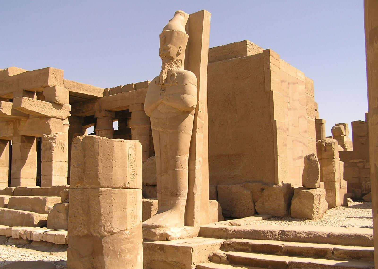 比金字塔晚1200年,这座神庙也是古埃及的标志