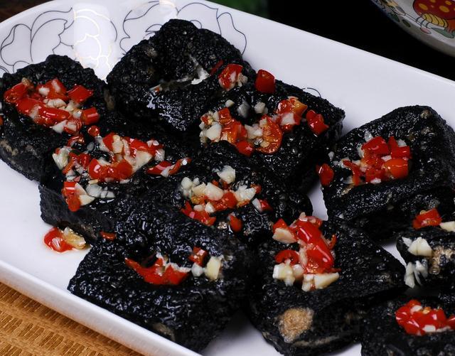 闻着臭吃着香的美味|臭豆腐|豆腐|油炸_新浪网