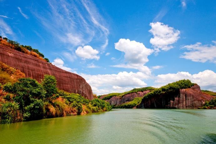 湖南省旅游景点排行榜前十名(湖南省旅游景点排行榜前十名名单)