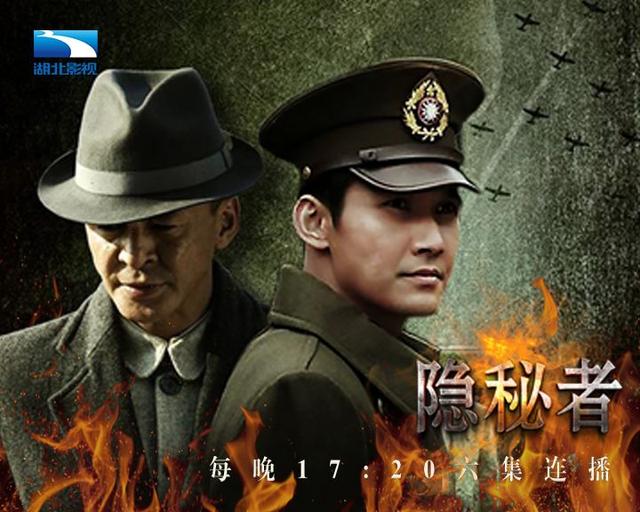 今天晚上开始,《隐秘者》就要开播了哦,我们的大主演张铎在家是个绝世