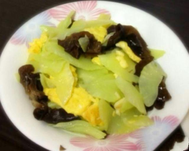 莴笋木耳素炒鸡蛋,山药素炒莴笋,莴笋炒香干