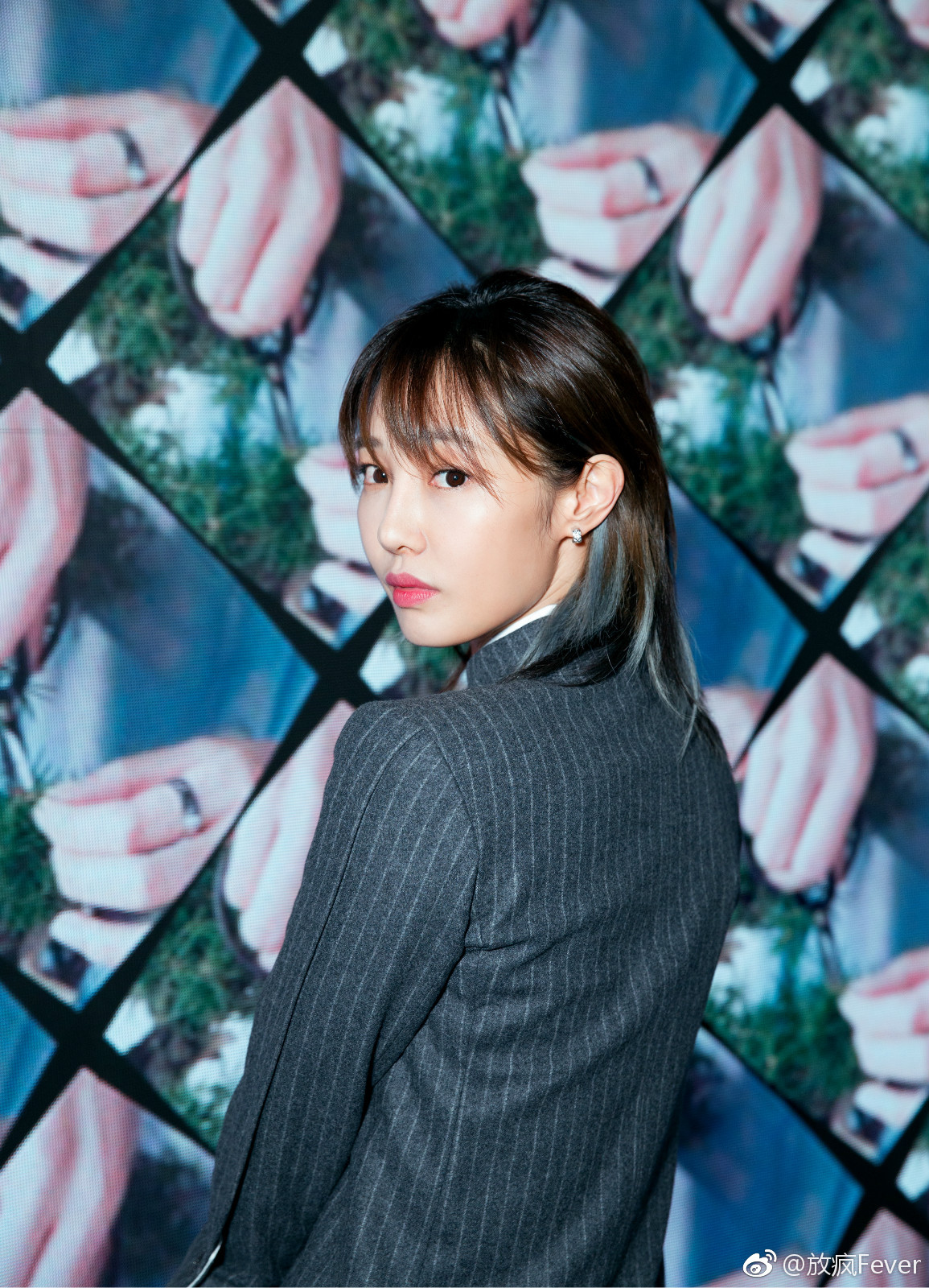 香奈儿中国腕表形象大使 身着chanel 2018"巴黎-汉堡"高级手工坊系