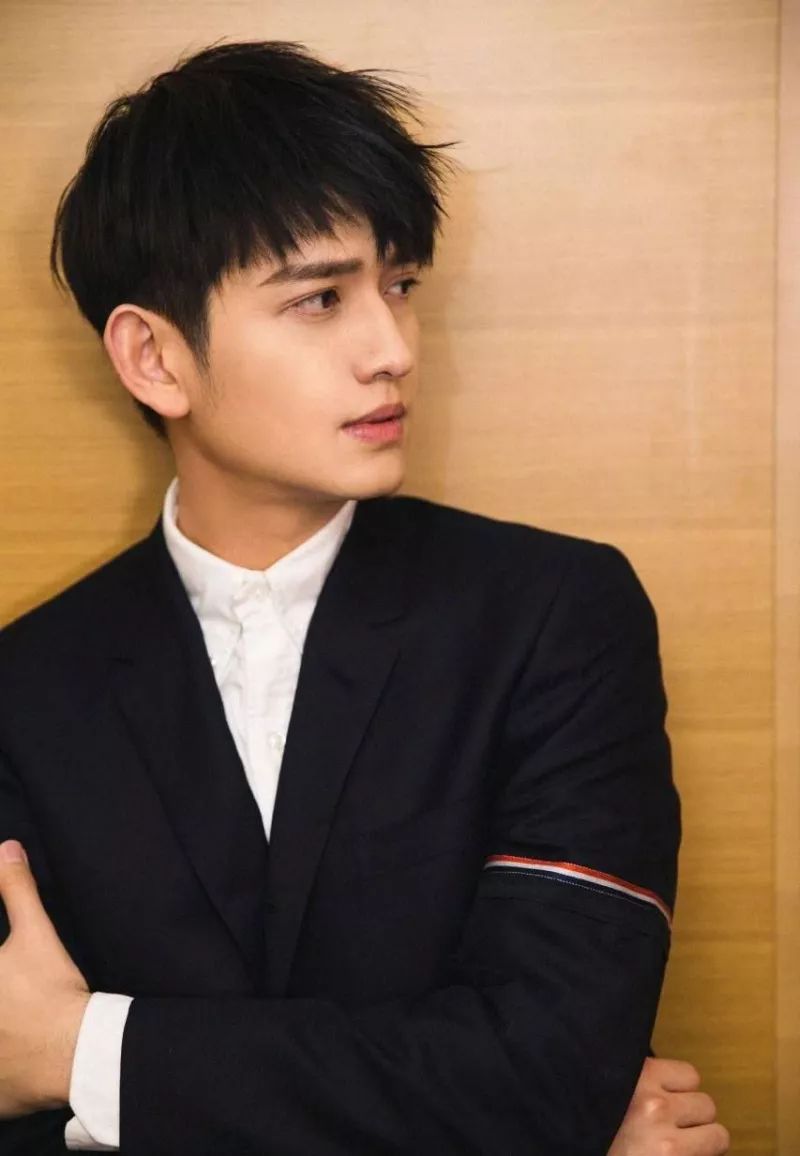 王菲小号?李易峰提醒粉丝?马可被雪藏?