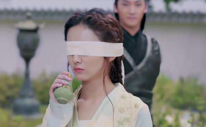 九位蒙眼的古装美女能找出赵丽颖杨幂不算厉害全认出才算大神