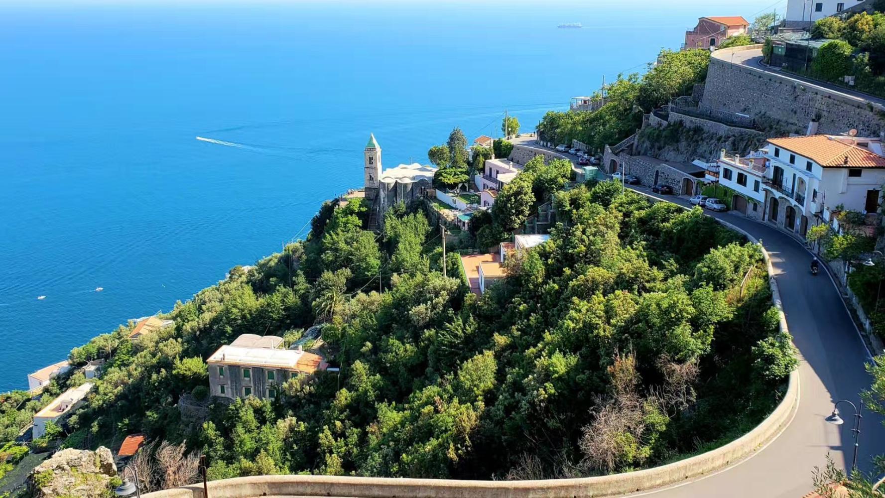 一生必去的50个美丽地方之一, 意大利amalfi coast 阿马尔菲海岸