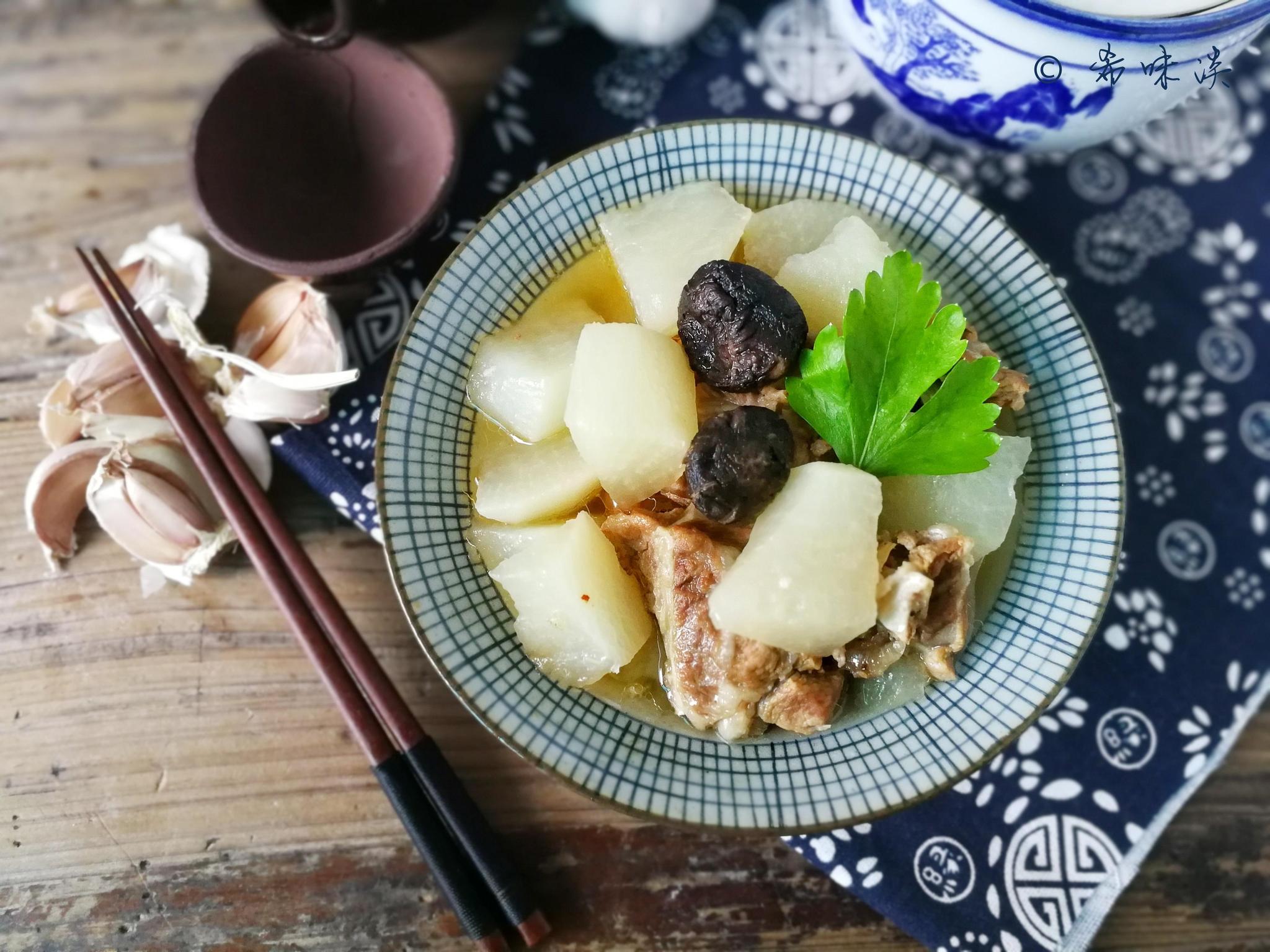 萝卜做成汤,和它搭配最好,清爽可口,孩子吃了助长个|白萝卜|萝卜|排骨