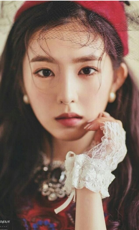 李东海和Irene在一起了?两人之间的合照好亲密