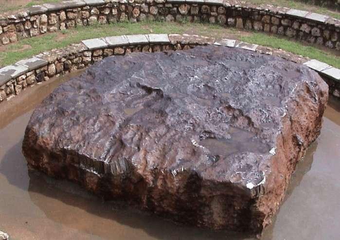 世界上最著名的五块陨石, 二块成为了景点, 一块差点被偷!