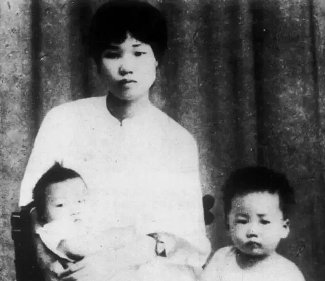 杨开慧写给那个他的情书,隽秀的书法中深藏一颗深情的内心|给一弟的信|杨开慧|情书_新浪新闻