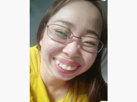 他遭封杀后整容失败,现如今身材发福,为生计卖掉60万豪车