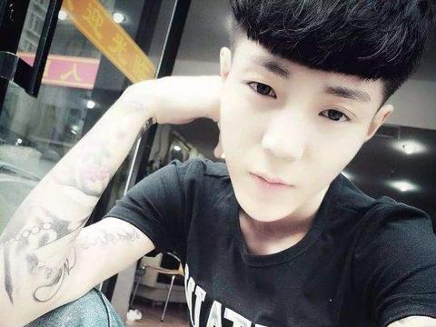 快手高迪多大的面子?只用6个字就使各大网红陆续赶来!