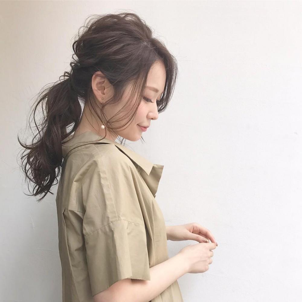 朝气马尾发型的5个小技巧