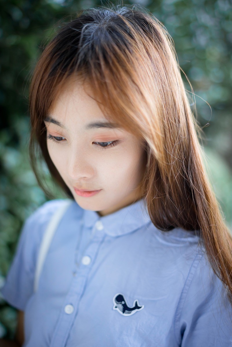 美图分享清新美女校花网红美美清新生活照片