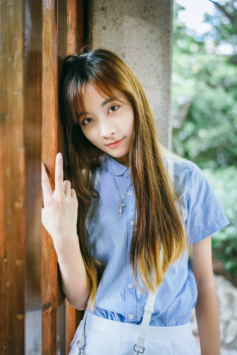 美图分享清新美女校花网红美美清新生活照片