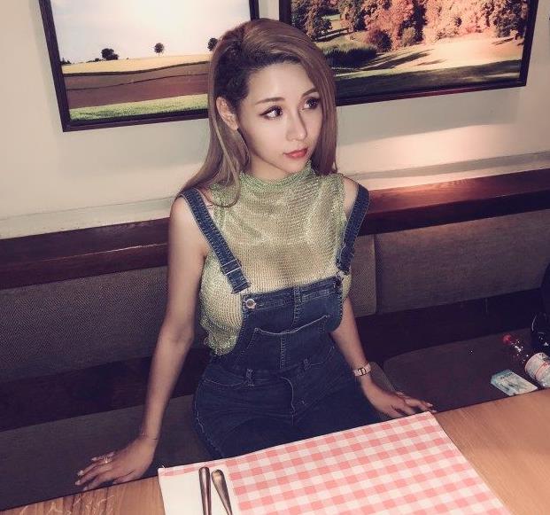 女主播米兰近期美照.