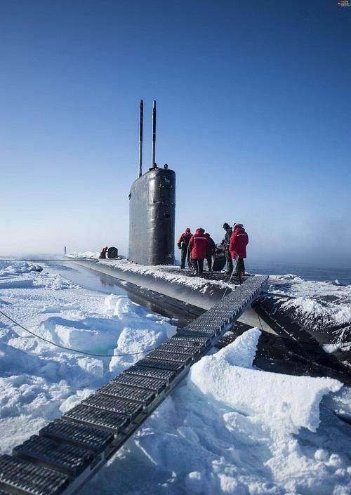 当核潜艇遇上冰, 水中霸王也无奈了