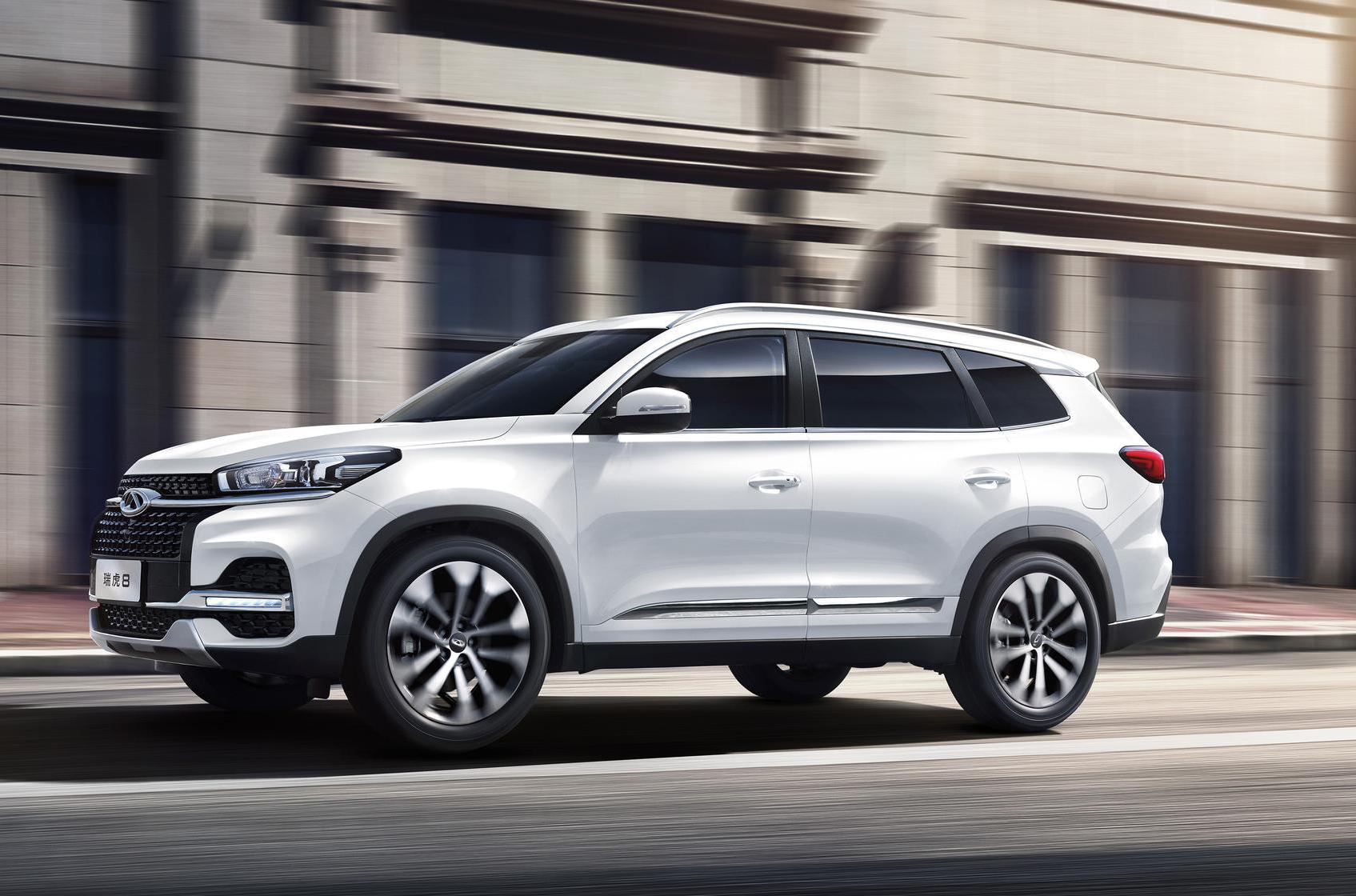 智联武装的奇瑞全新suv瑞虎8,预售10万起