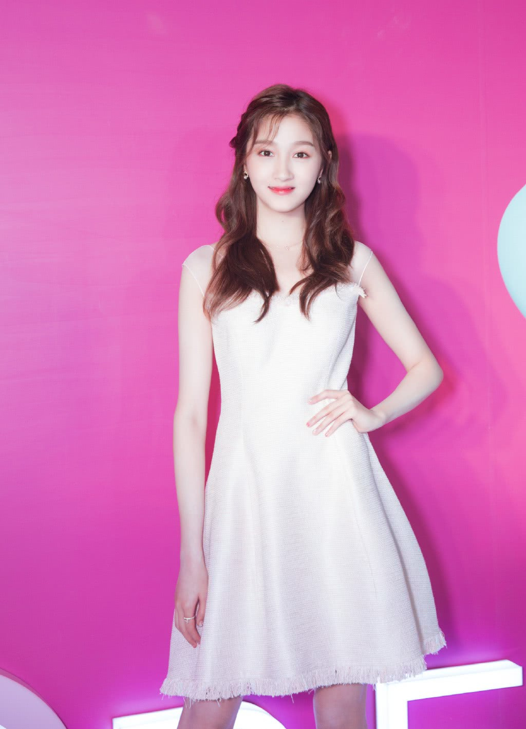 你们喜欢关晓彤吗?