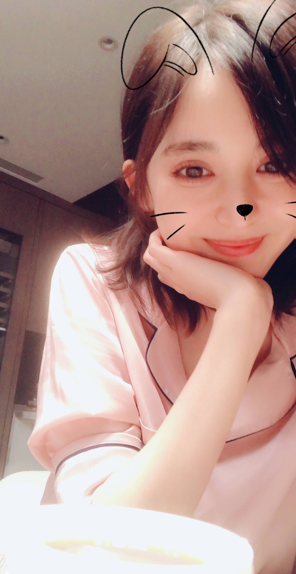 娜扎素颜 小姐姐太软萌了,爱熬夜依旧皮肤好好