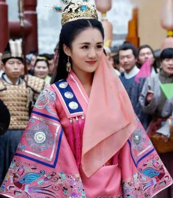 赵丽颖|安悦溪|嫁衣_新浪新闻