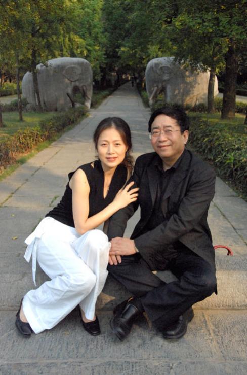 67那一年,马兰24,余秋雨40……现在的马兰看上去依然年轻,遇见合适