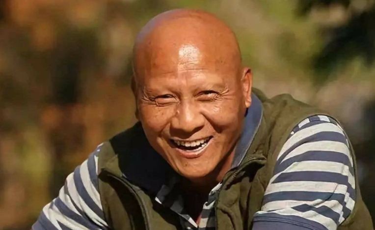 三位光头哥演了一辈子坏人,个个都是国宝级坏蛋,可惜他已离世