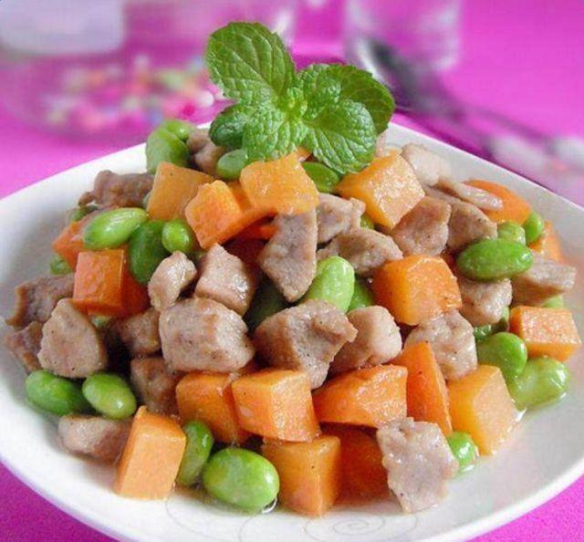 爆炒三丁,你们喜欢吃吗?