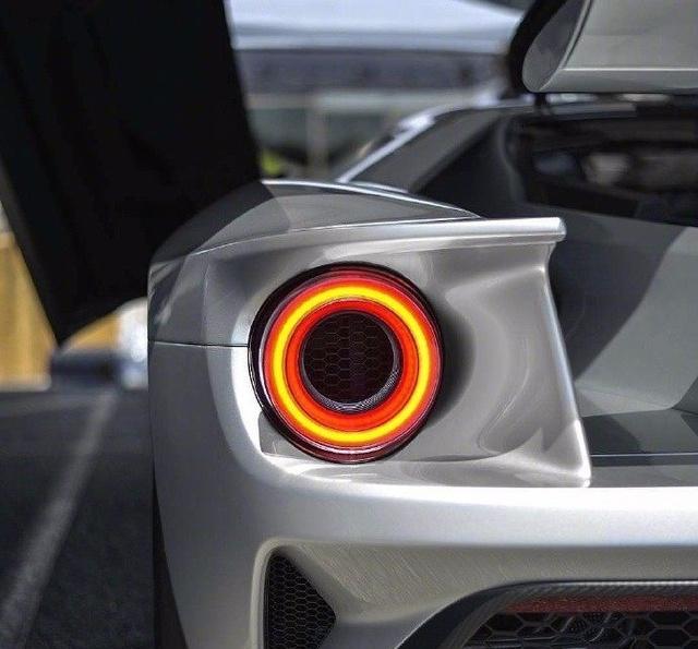 豪车的尾灯, 看你都认识几个?-新浪汽车