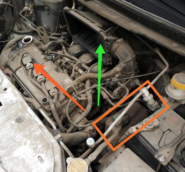 众泰z100保养发动机,车主:唯一的缺点是三缸发动机抖动太猛!